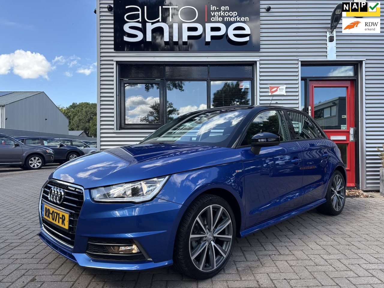 Audi A1 Sportback - 1.0 TFSI Adrenalin -5DRS.-2 TONE-S-LINE-ORIGINEEL NEDERLANDS!-AIRCO-CRUISECONTROL-CAMERA-N - AutoWereld.nl