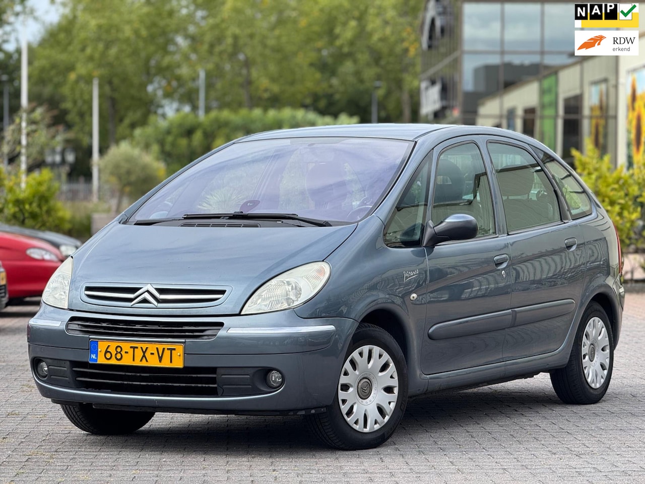 Citroën Xsara Picasso - 1.6i-16V Caractère | Airco | Elektrische ramen en spiegels | Trekhaak | Parkeersensoren - AutoWereld.nl