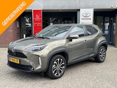 Toyota Yaris Cross - 1.5 Hybrid FIRST EDITION TREKHAAK KEYLESS 17'' LM-VELGEN CAMERA APPLE/ANDRIOD NAVI LED NL