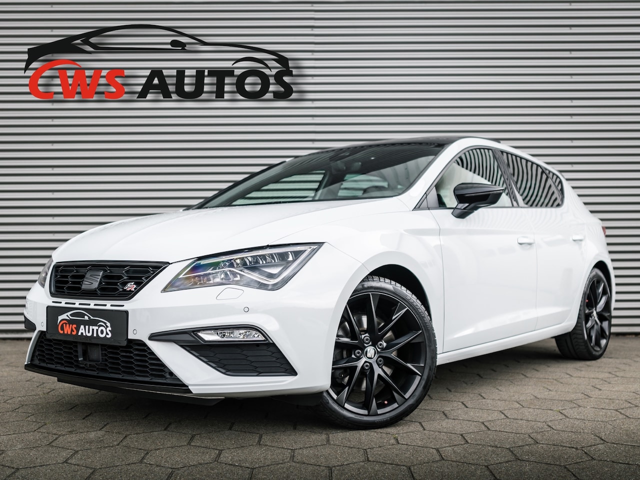 SEAT Leon - 1.5 TSI FR Ultimate Edition Black VIRTUAL*ACC*DCC*PANO*KEYLESS*BEATS*LANE - AutoWereld.nl