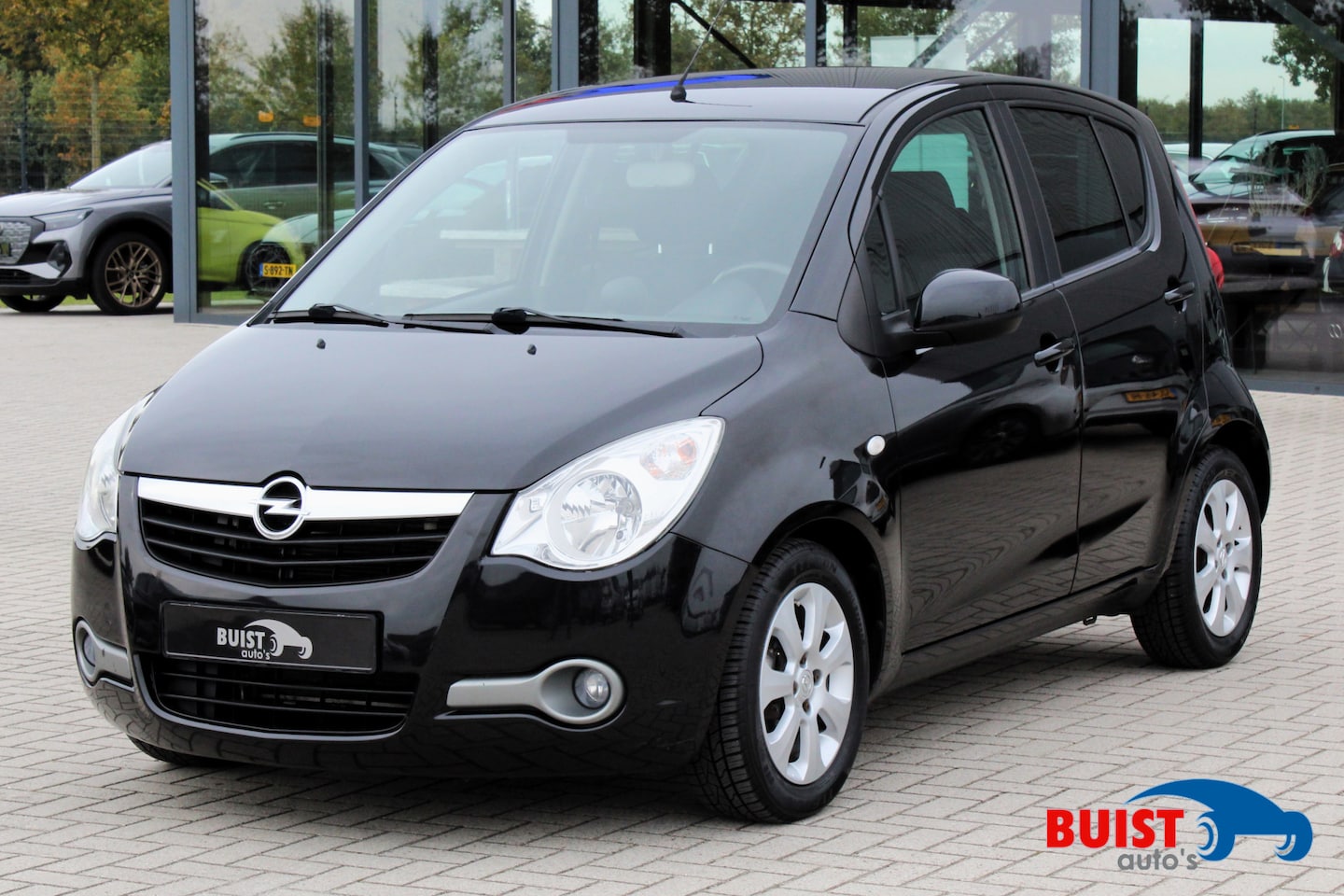 Opel Agila - 1.2 Enjoy AUTOMAAT AIRCO CAMERA 74831KM! - AutoWereld.nl