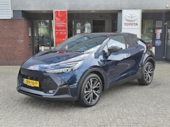 Toyota C-HR - PHEV 220 PREMIERE EDITION NIEUW DIRECT RIJDEN STOEL/STUURVERW PANODAK KEYLESS HEAD-UP LED