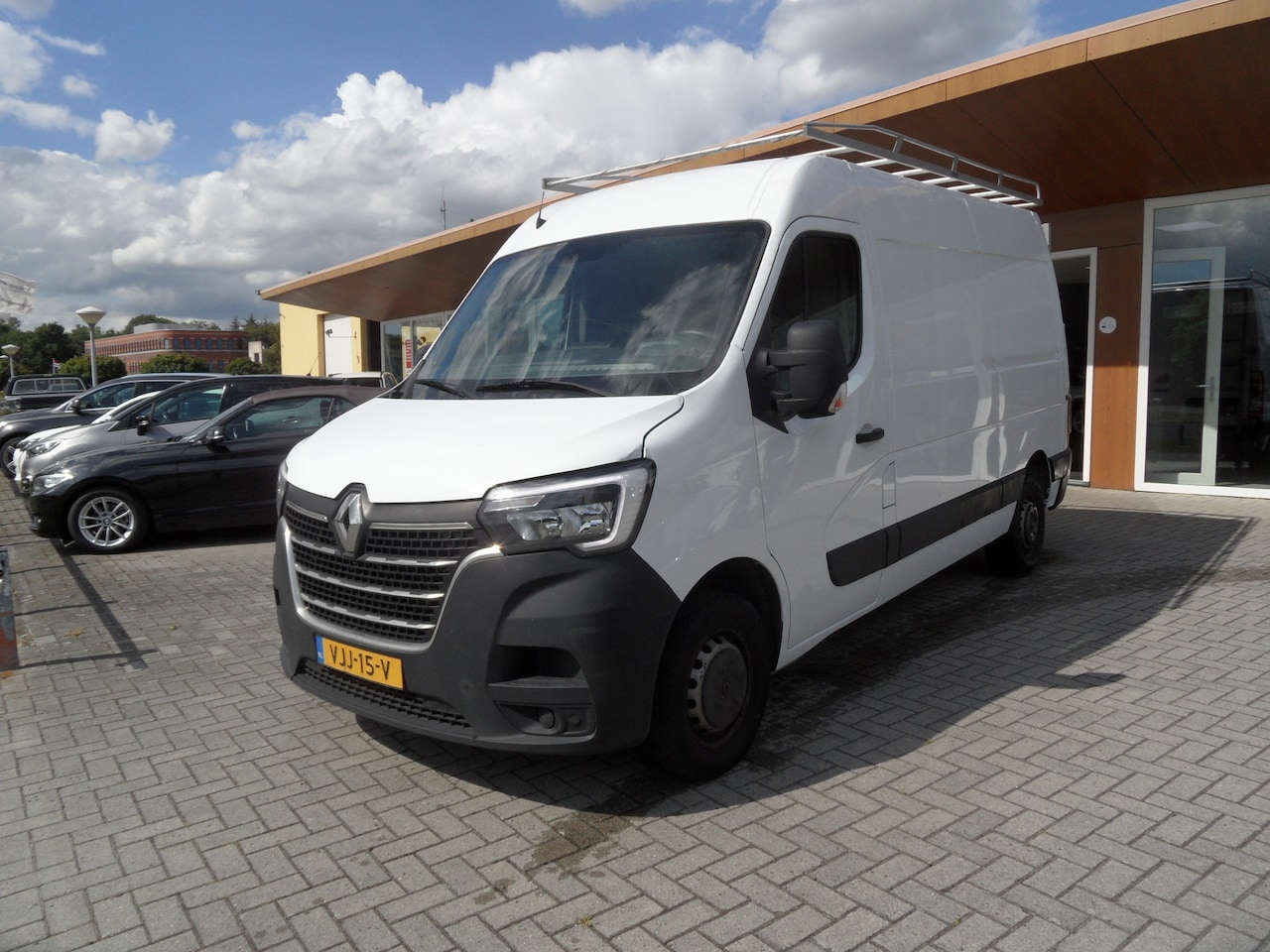 Renault Master - T35 2.3 dCi 135 L2H2 T35 2.3 dCi 135 L2H2 - AutoWereld.nl