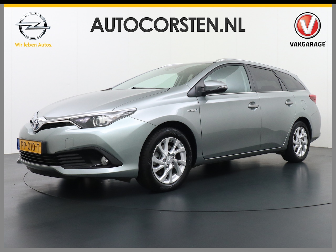Toyota Auris Touring Sports - 1.8I Hybrid 136PK Navi Ecc Camera Trekhaak Cruise Control DAB Keyless Dynamic Go Lane Assi - AutoWereld.nl