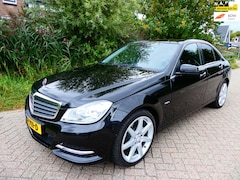 Mercedes-Benz C-klasse - 180 157pk Automaat Clima Navi LED Cruise