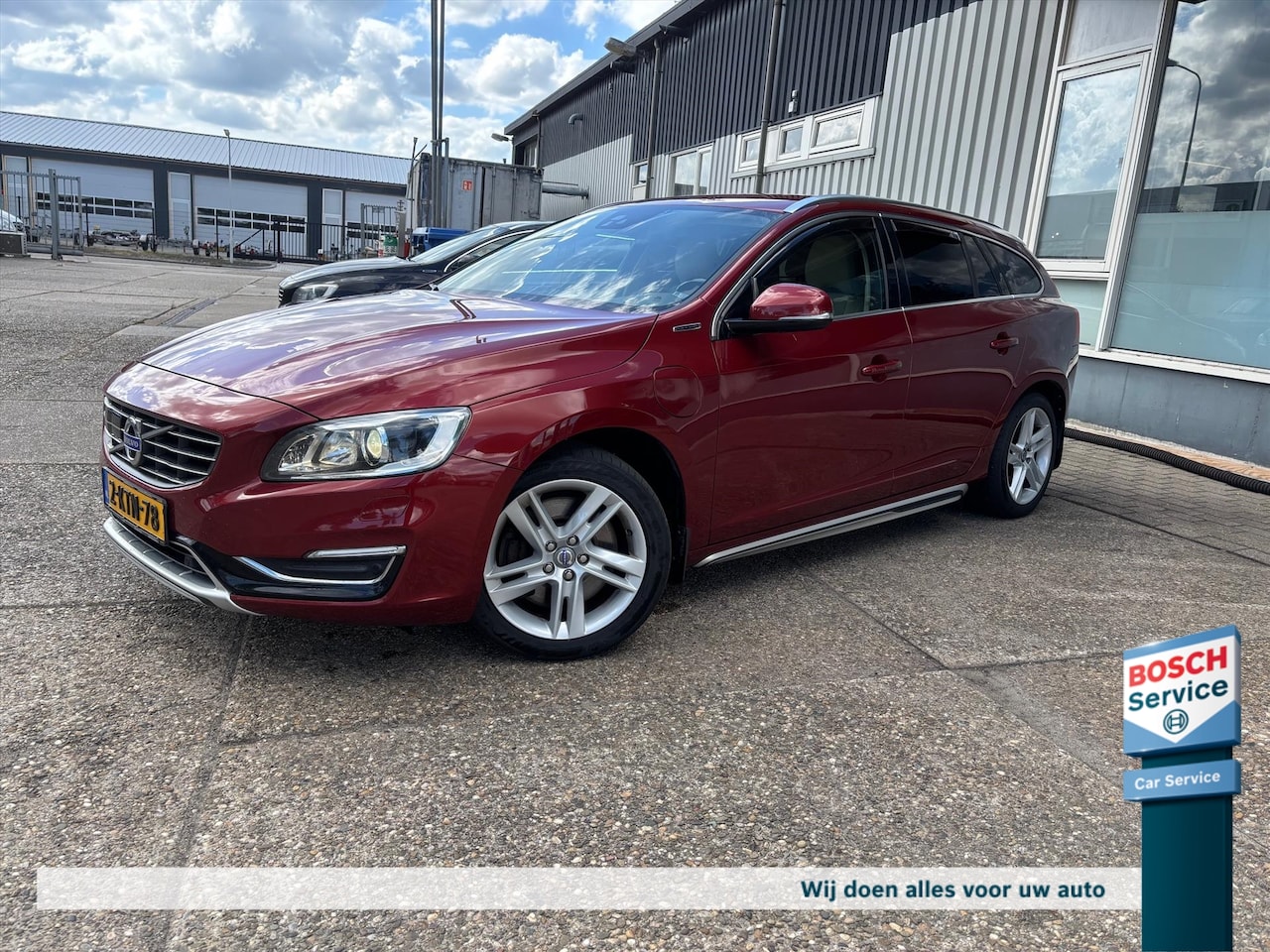 Volvo V60 - D5 215pk Geartronic Summum - AutoWereld.nl