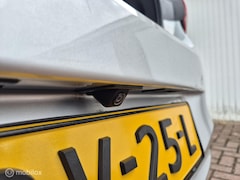 Opel Corsa - 1.4 Volautomaat / Stuur- & Stoelverwarming / Camera