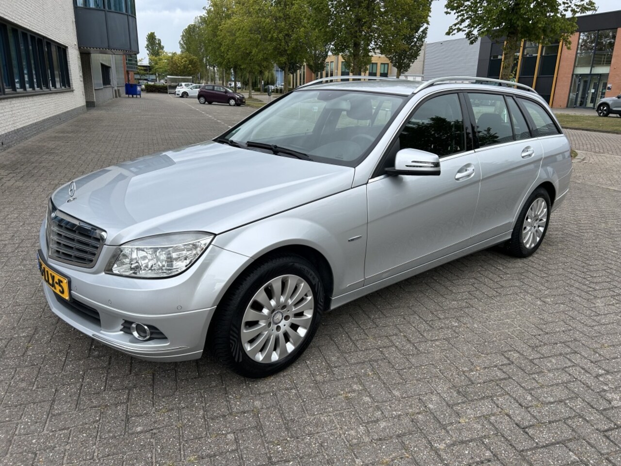 Mercedes-Benz C-klasse Estate - 180 K Bl.E.BnsEd.El. 157PK PDC NAVI CRUISE TRHK. - AutoWereld.nl