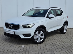 Volvo XC40 - 1.5 T2 Momentum Core LageKM | Stoel/Stuurverw | Navigatie | Camera