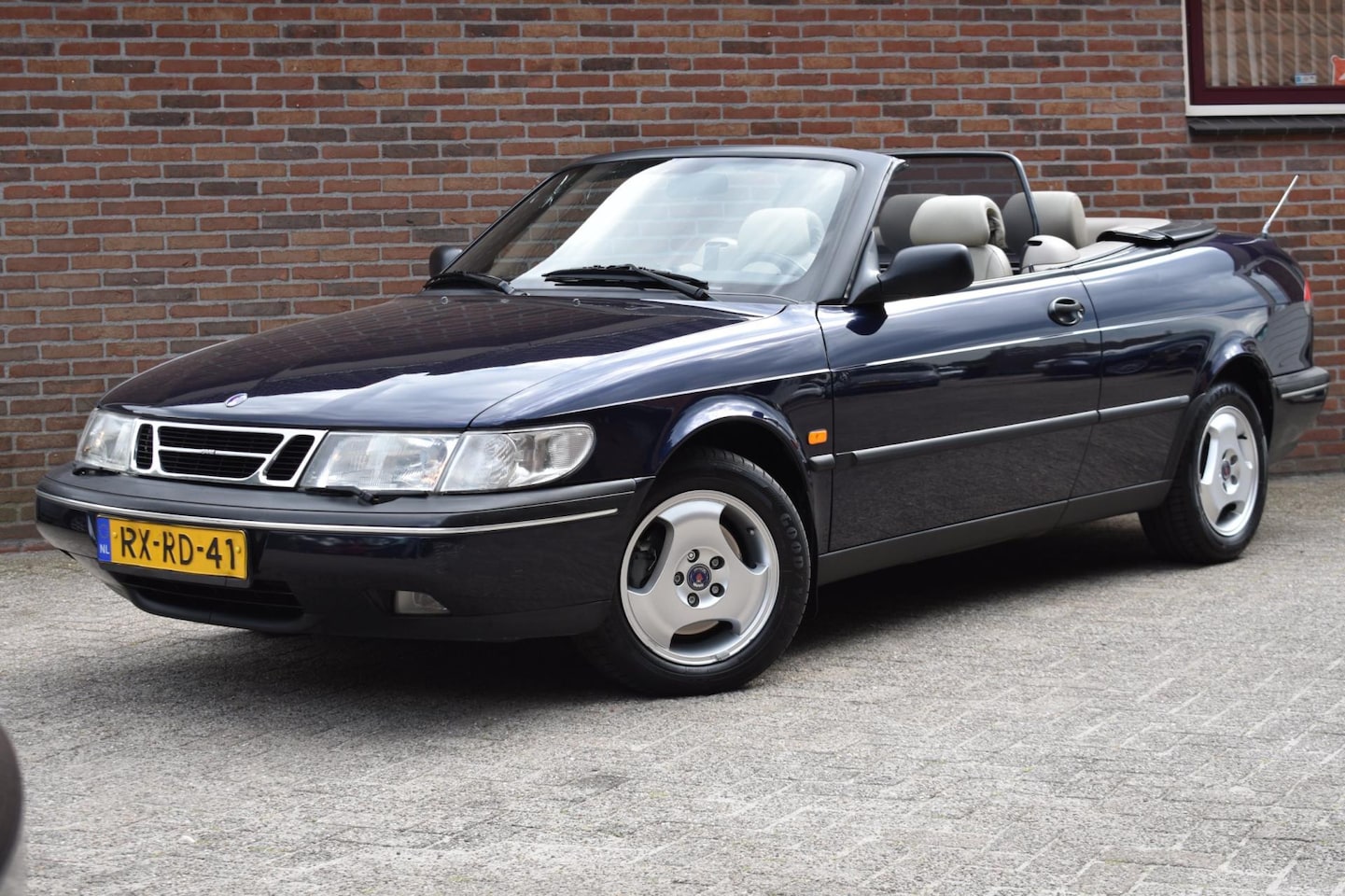 Saab 900 Cabrio - 2.5 V6 SE '97 Leder Inruil mogelijk - AutoWereld.nl