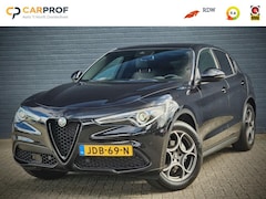 Alfa Romeo Stelvio - 2.0 T AWD / VELOCE INT. / ADAPT CRUISE / CARPLAY / SCHAKELFLIPPERS