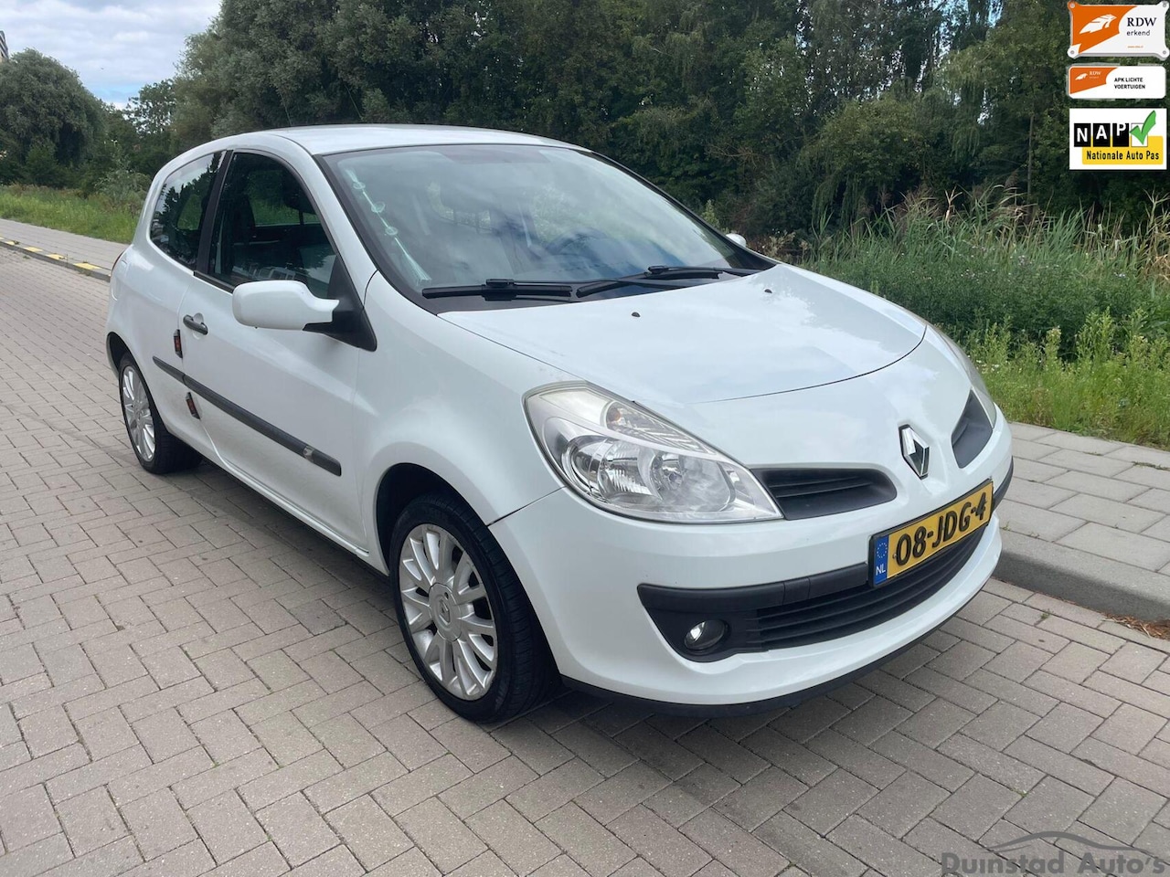 Renault Clio - 1.2-16V Collection * Airco * - AutoWereld.nl