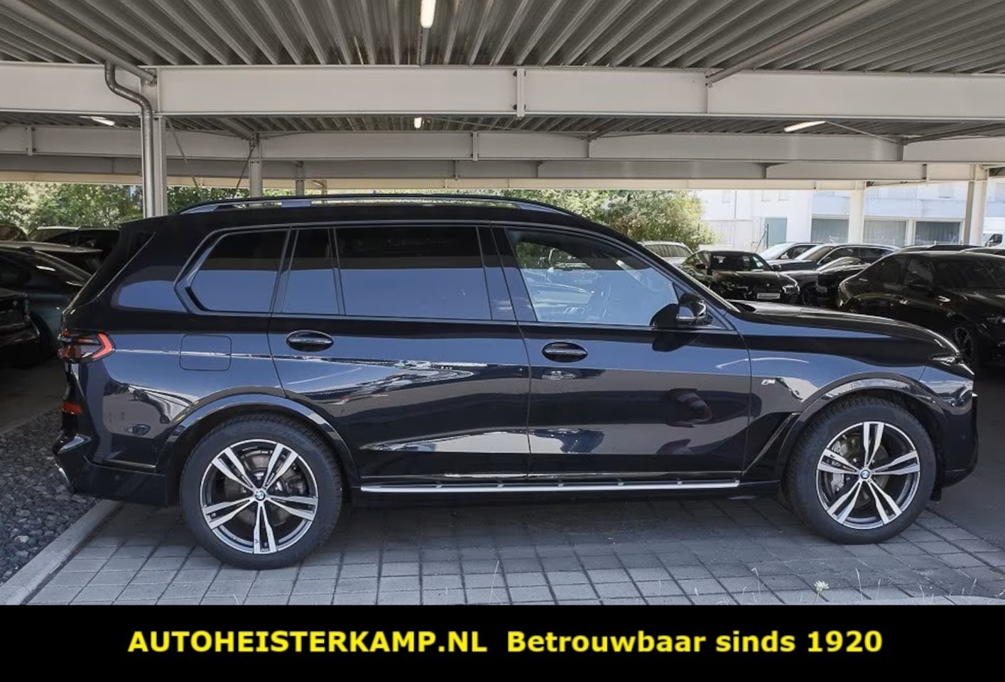 BMW X7 - xDrive40d M Sport 340 PK Grijs Kenteken ACC Trekhaak Luchtvering Head-Up Memory 21 Inch - AutoWereld.nl
