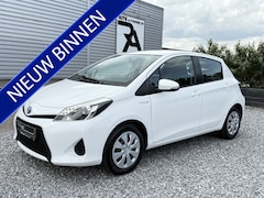 Toyota Yaris - 1.5 Full Hybrid Aspiration Camera|Clima|Cruis