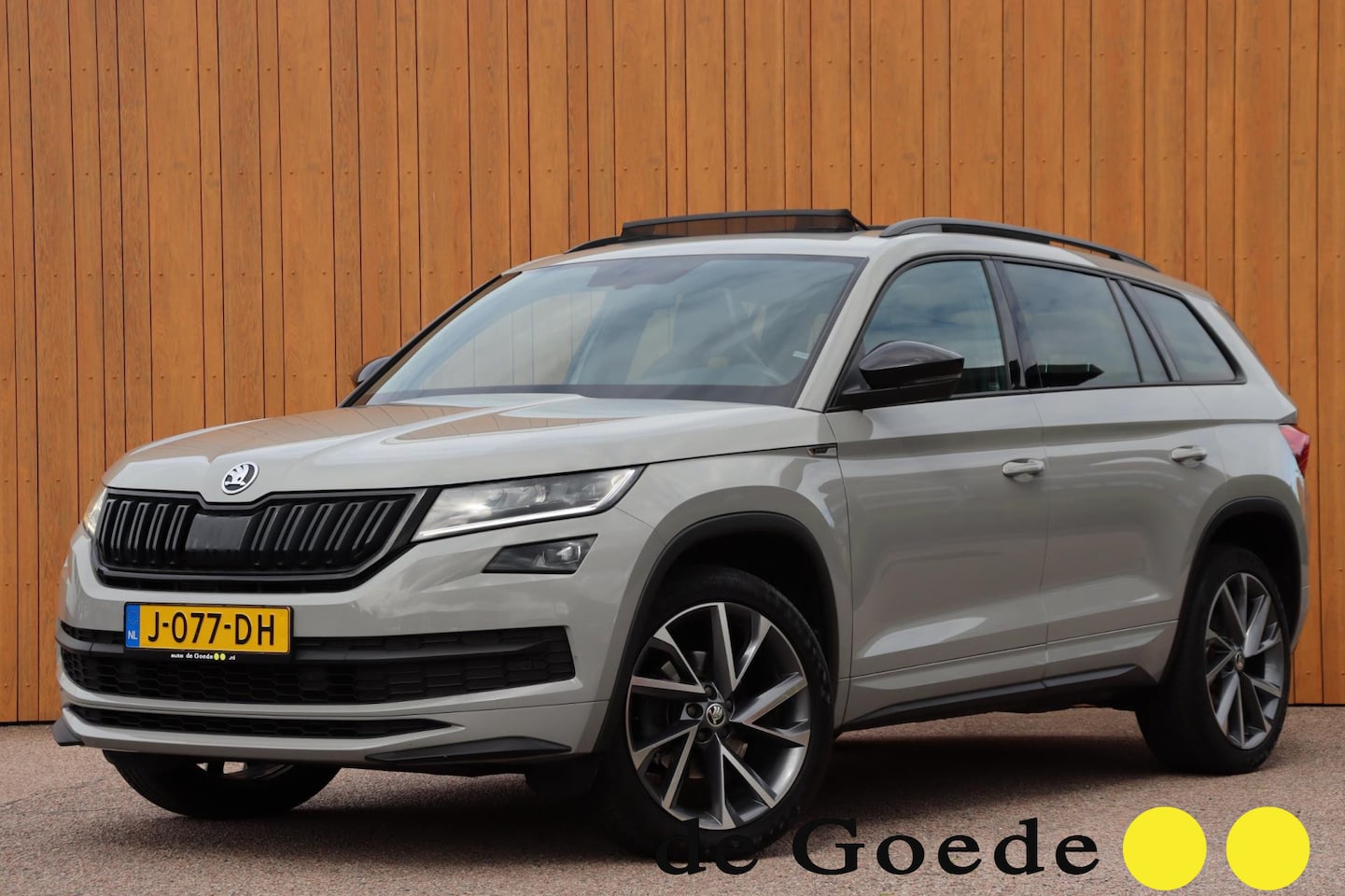 Skoda Kodiaq - 1.5 TSI Sportline Business org.NL el.klep camera canton el.schuifdak el.stoel - AutoWereld.nl