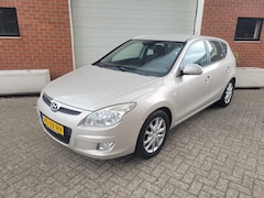 Hyundai i30 - 2.0i Style Trekhaak