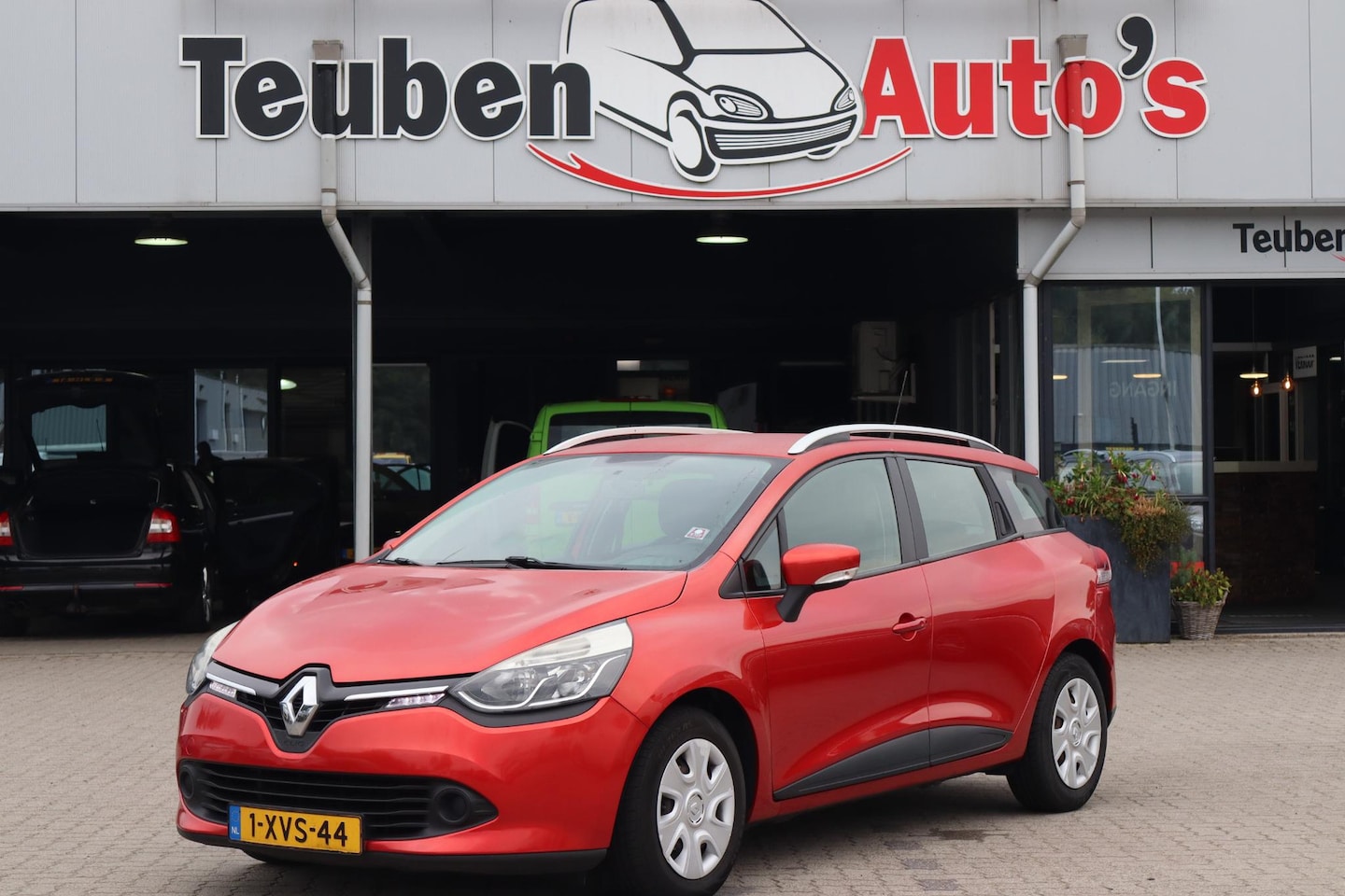 Renault Clio Estate - 1.5 dCi ECO Expression Cruise control, elektrische ramen, Trekhaak - AutoWereld.nl