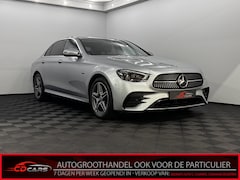 Mercedes-Benz E-klasse - 300 de AMG Line Leder, 360 Camera, Navi, Sfeerverlichting, Stoelverwarming, Cruise control