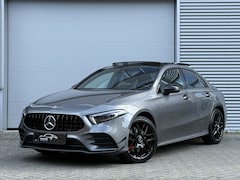 Mercedes-Benz A-klasse - 250 e Business Solution AMG Limited | SFeerverlichting | Pano | Memory stoelen