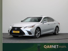 Lexus ES - 300h F Sport Premium | Sportstoelen | Stoelverwarming | Mark Levinson Audio | Slechts 4340