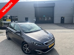 Peugeot 308 - 1.6 BlueHDi Panorama|Xenon|Keyless Entry&Start 2014