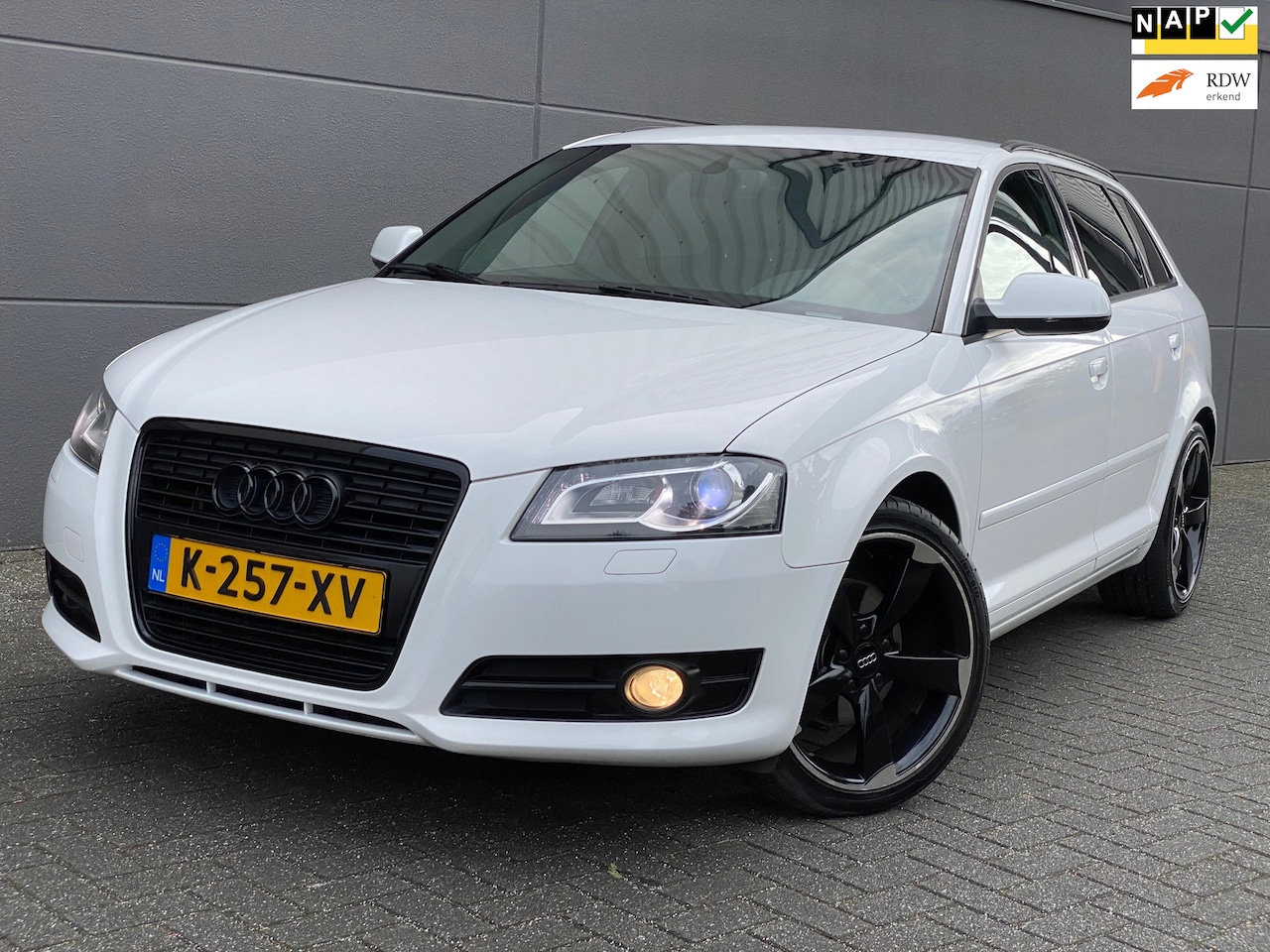 Audi A3 Sportback - 1.4 TFSI Ambition Pro Line S/ AUTOMAAT/ 2e EIG/ dealeronderhouden/ 1jaar apk/ sport pakket - AutoWereld.nl