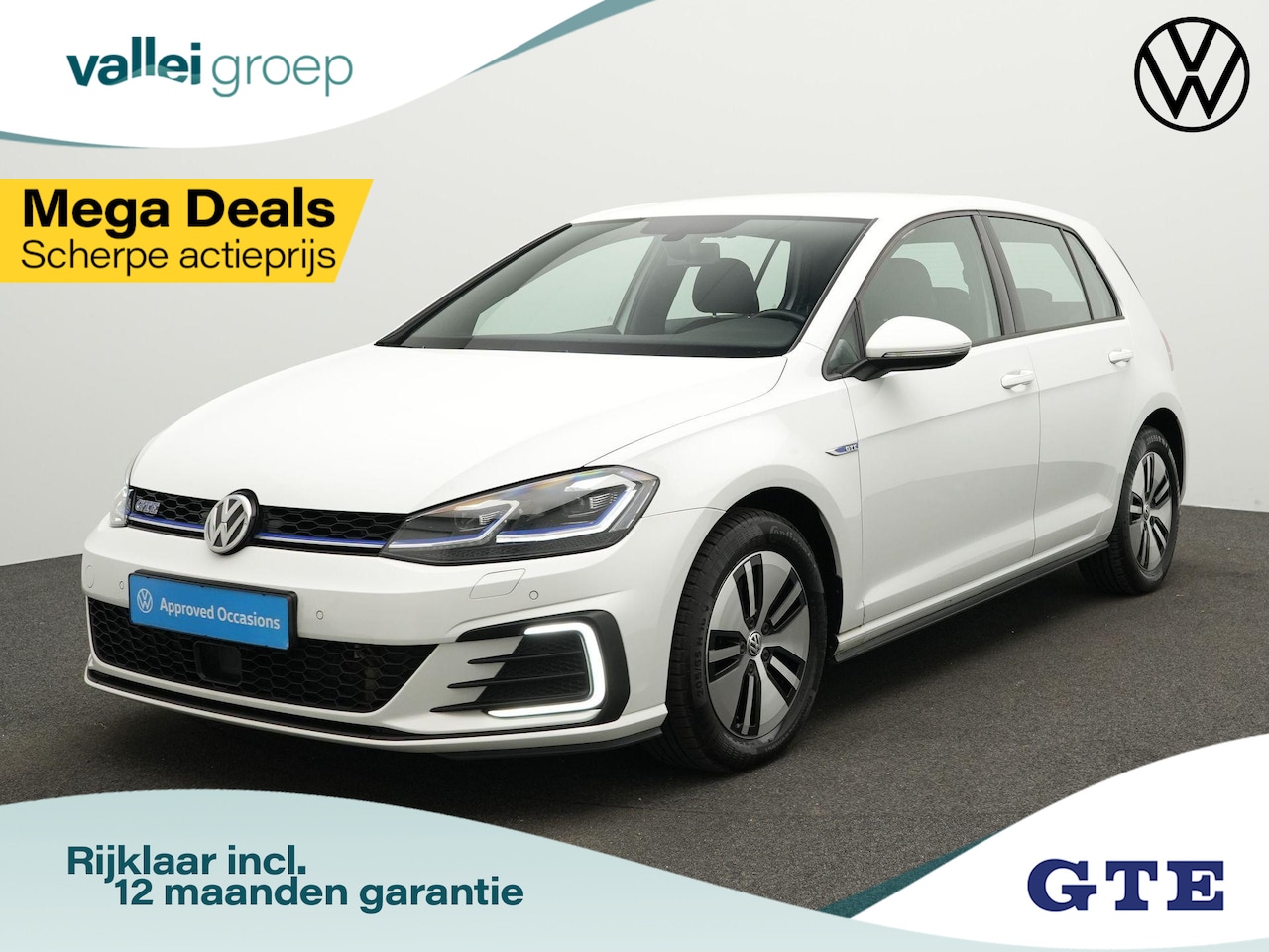 Volkswagen Golf - 1.4 TSI 204 pk DSG GTE | Navigatie Discover Pro | Stoelverwarming | Parkeersensoren voor/a - AutoWereld.nl