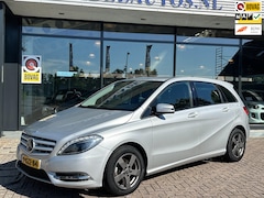 Mercedes-Benz B-klasse - 180 Ambition Xenon Navi Airco Park.Sens Cruise NAP NL-Auto Dealeronderhouden