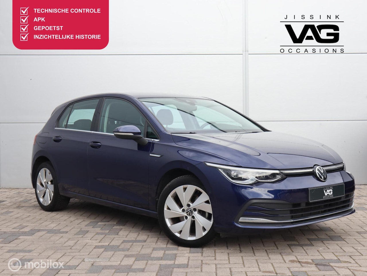 Volkswagen Golf - 1.5 eTSI Style Virtual LED Alcantara Massage - AutoWereld.nl