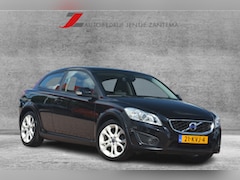 Volvo C30 - 2.0 Momentum | Navigatie | Cruise-control | Clima | LMV | Trekhaak | NL auto |