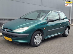 Peugeot 206 - 1.4 XR - NAP - APK tot 03-06-2026
