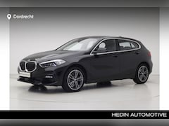 BMW 1-serie - 118i Executive Edition | Sport Line | Stoelverwarming | Voorbereiding Driving Assistance |