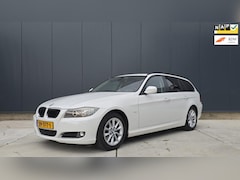 BMW 3-serie Touring - 320i | Dealer onderhouden | Lederen bekleding | Panoramadak | Nieuw APK