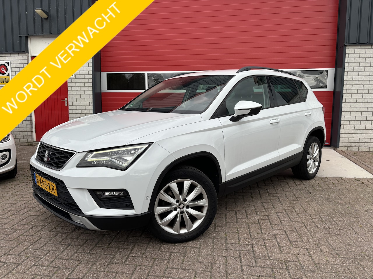 SEAT Ateca - 1.5 TSI Style Business Intense TREKHAAK / FULL LED / CAMERA / NAVI / CLIMA / CARPLAY / PDC - AutoWereld.nl