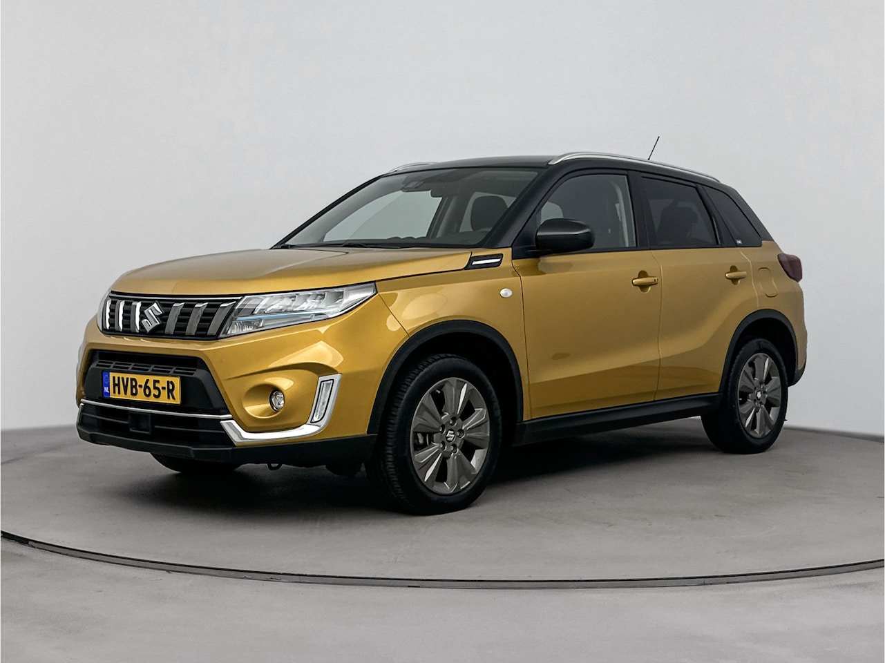 Suzuki Vitara - 1.5 Hybrid Select Limited | Parkeercamera | Metaallak | Lichtmetalen Velgen | - AutoWereld.nl