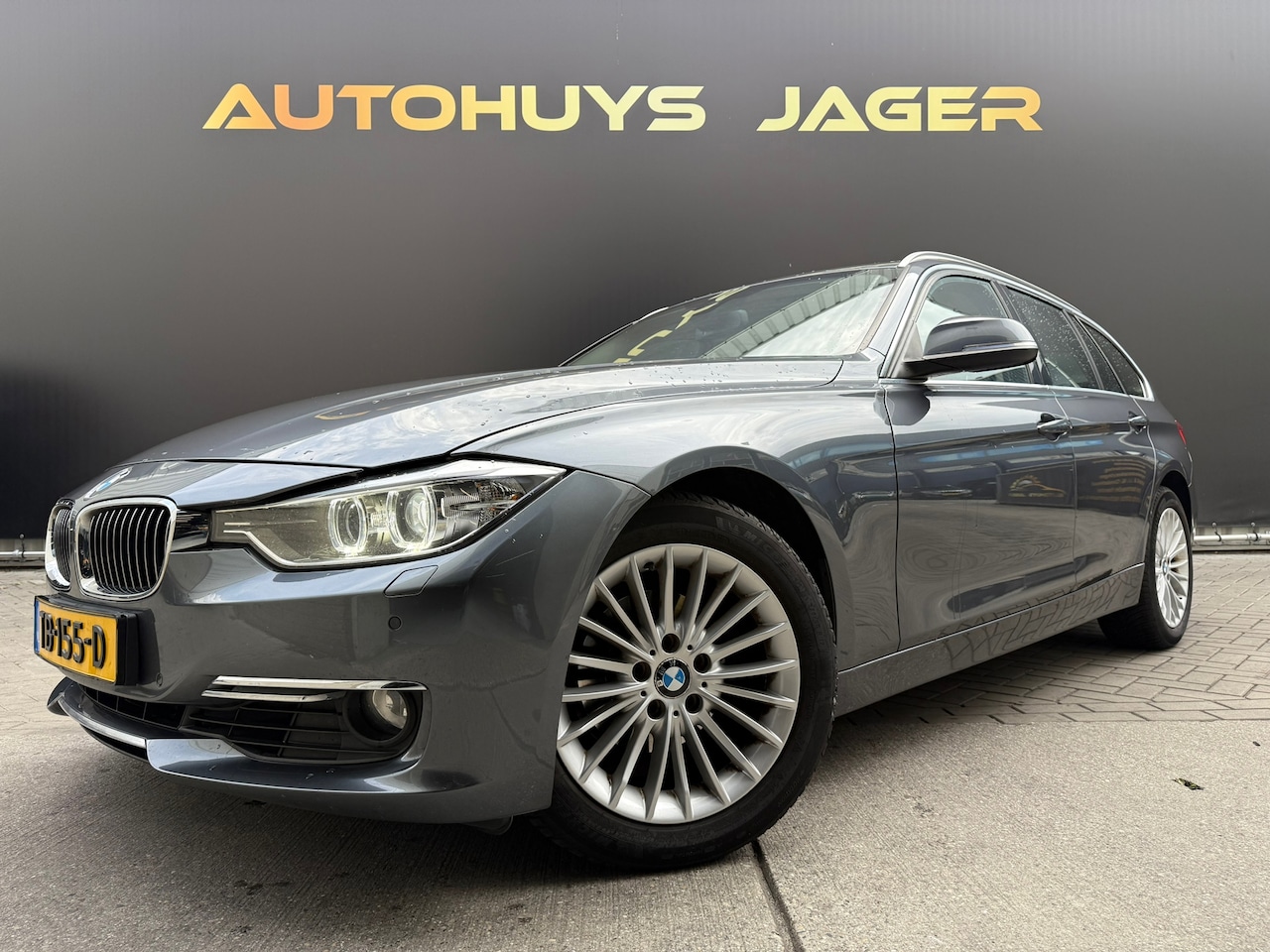BMW 3-serie Touring - 320i High Executive|Automaat|Leer|Elektrischeklep - AutoWereld.nl