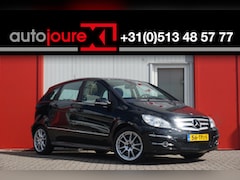 Mercedes-Benz B-klasse - 200 Turbo 194pk Youngtimer | Automaat | Panoramadak | Leder | Trekhaak | Airco | Nieuwe AP