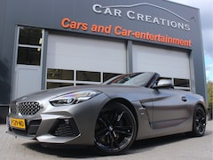 BMW Z4 Roadster - sDrive30i High Executive Frozen Grey