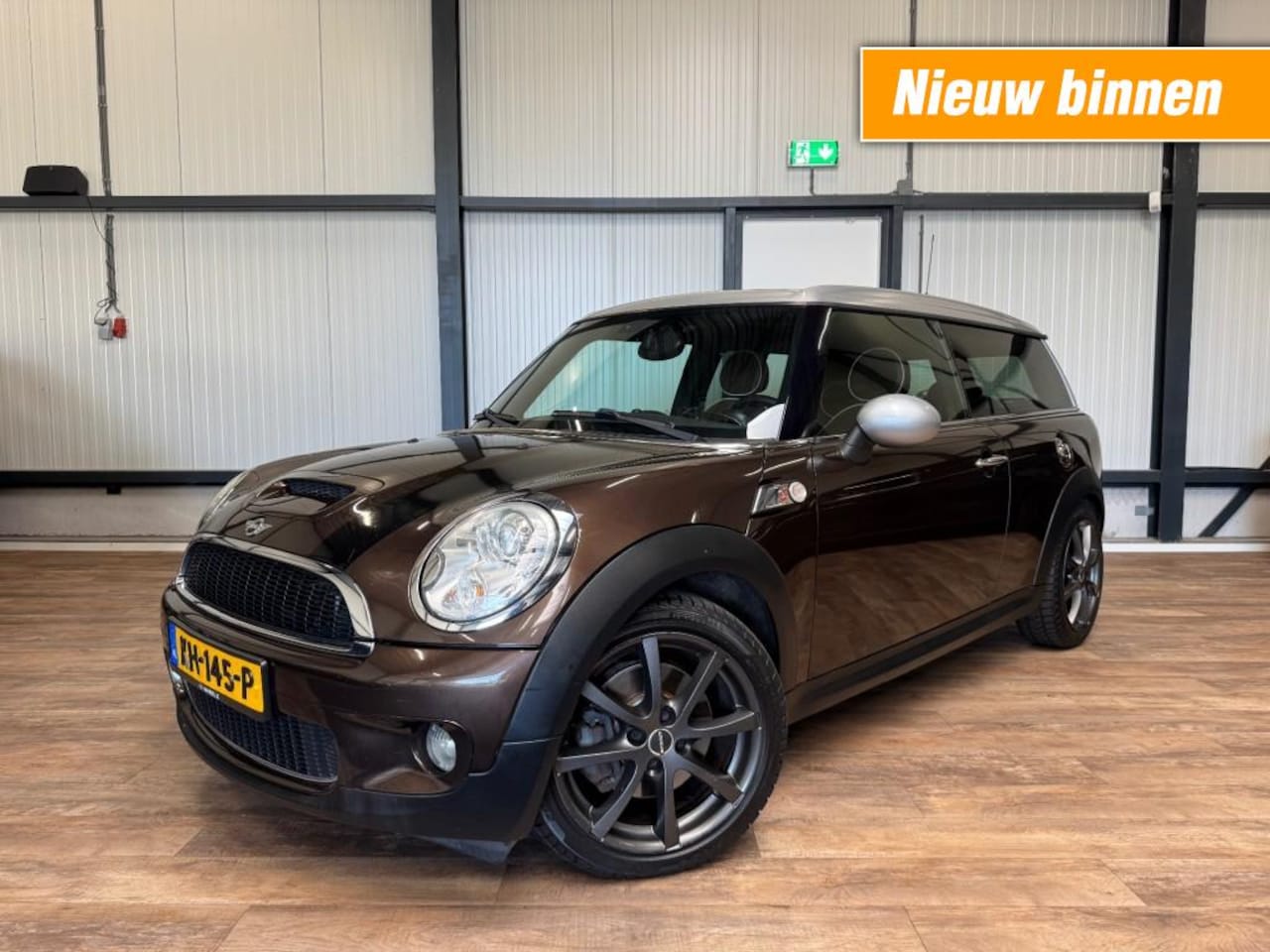MINI Clubman - Cooper S Automaat 174PK / panorama / Leder / Cruise / Xenon / Navi - AutoWereld.nl