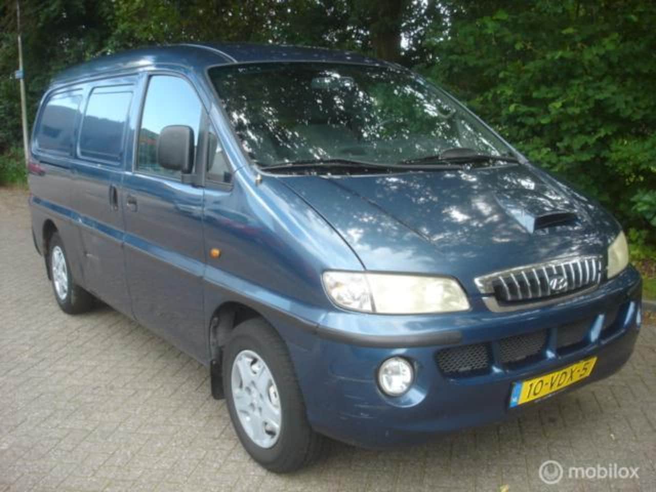 Hyundai H 200 - bestel 2.5 TCI 74 KW 101 PK LWB 3 persoons - AutoWereld.nl