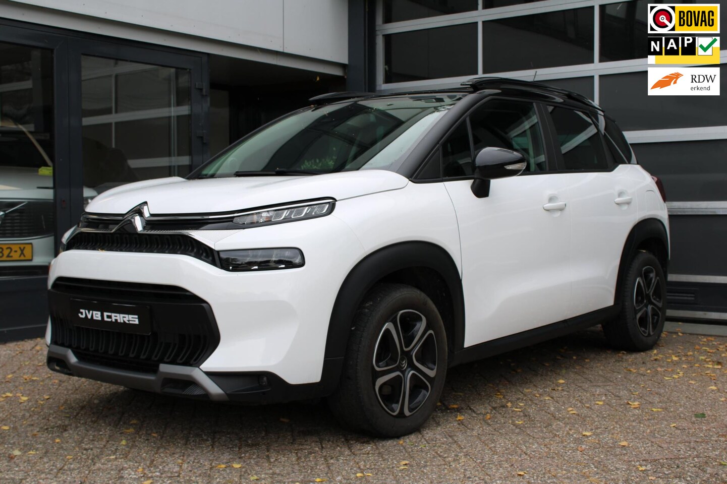 Citroën C3 Aircross - 1.2 PureTech Shine Pack Business 1.2 PureTech Shine Pack Business - AutoWereld.nl