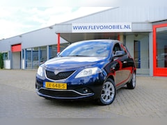 Lancia Y(psilon) - Ypsilon 0.9 TwinAir Opening Edition Aut.|nav|PDC|LMV