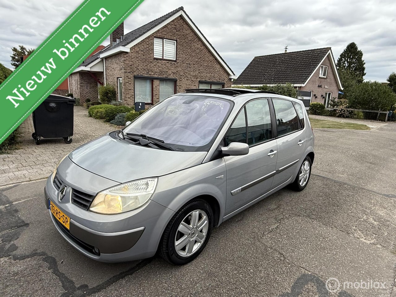 Renault Scénic - 1.6-16V Dynamique Luxe 1.6-16V Dynamique Luxe - AutoWereld.nl