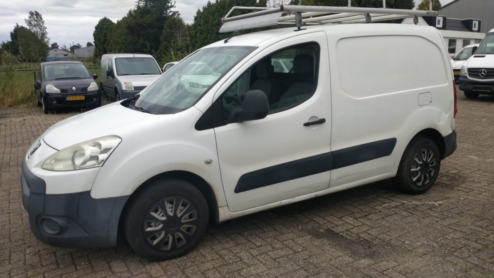 Peugeot Partner - 120 1.6 HDI L1XT 2011 trekhaak koopje! - AutoWereld.nl