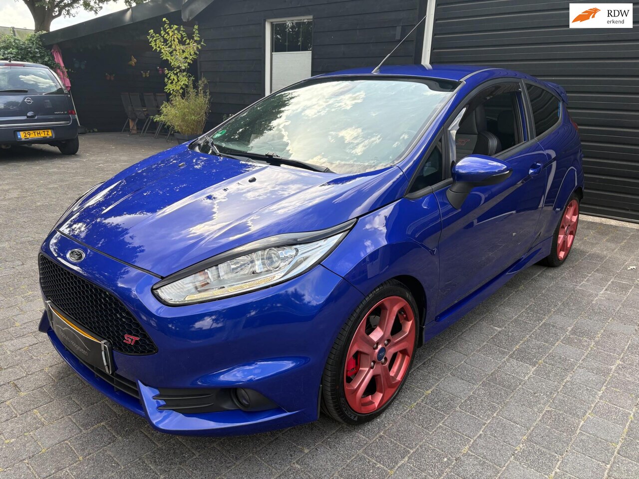 Ford Fiesta - 1.6 ST2 Stage 2 236 PK! BJ 2015! Zeer mooi! - AutoWereld.nl
