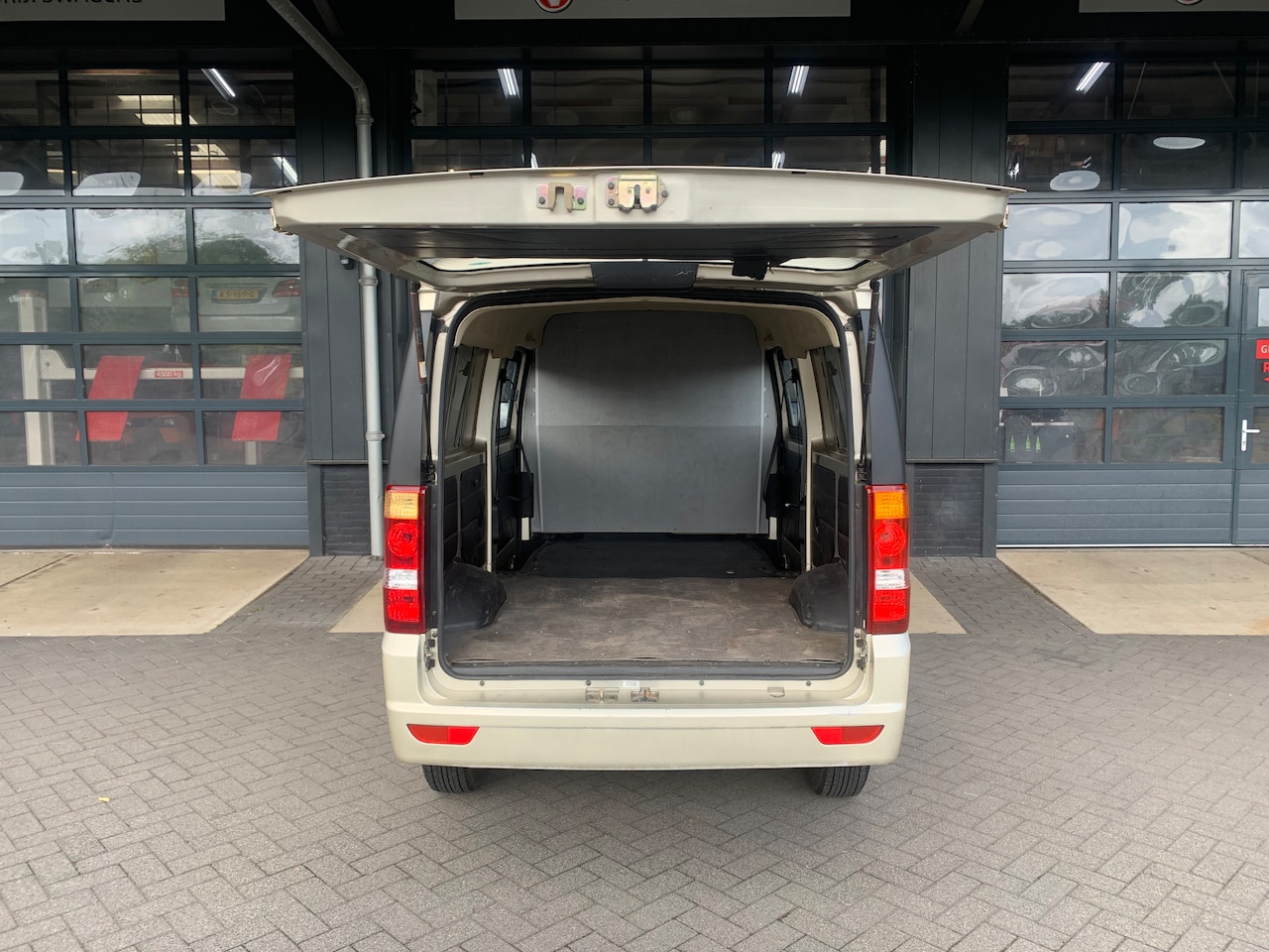 DFSK C-serie - 1.5 VVTi DC Panel Van Dubbel Cabine op kenteken