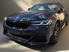 BMW 5-serie Touring - 530e xDrive Laser Pano M-Sport H/K INDIVIDUAL