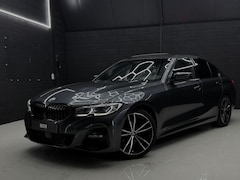 BMW 3-serie - 320i High Executive |M|PANO|ACC|SFEER|STL.V|HUD