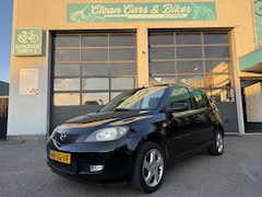 Mazda 2 - 2 1.4 Sportive