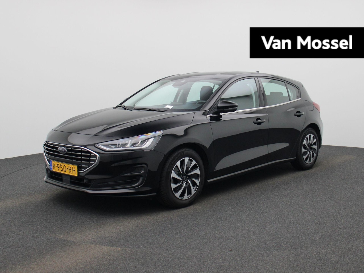 Ford Focus - 1.0 EcoBoost Hybrid Titanium Style | Climate Control | Parkeersensoren | Lichtmetalen Velg - AutoWereld.nl